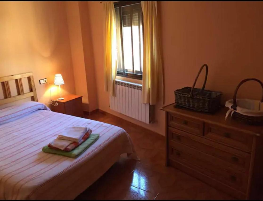 Navacepeda de Tormes Casa En El Corazon De Gredos, Amplia Y Agradable. 빌라 외부 사진